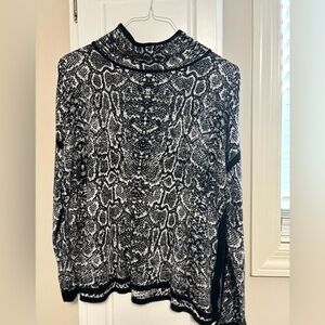 Ruby Rd ladies top size xl black white winter
